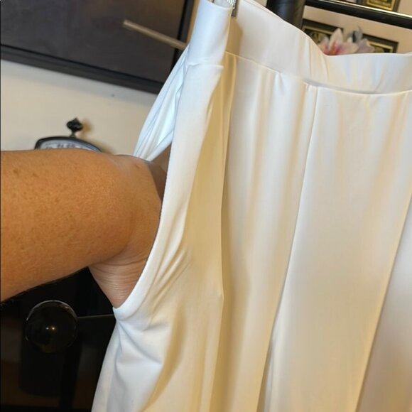 Sympli 27272CW Nu Straight Leg Crop - Picture 3 of 9